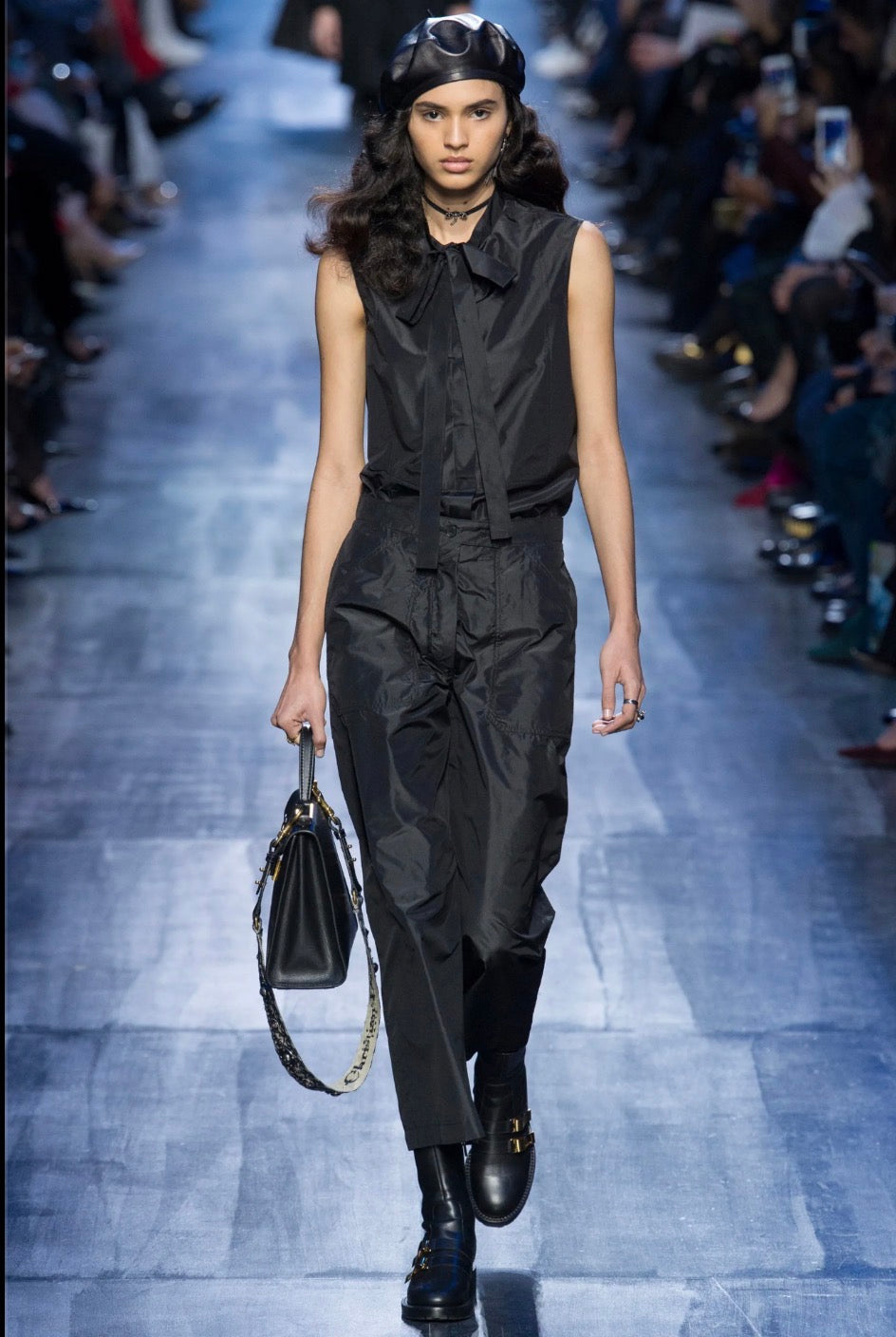 Christian Dior X Maria Grazia Chiuri Automne/Hiver 2017-2018 Look 3