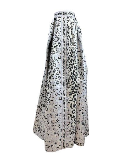 Leonard Georg Lux Fall 2022 Look 1 Maxi satin leopard printed skirt