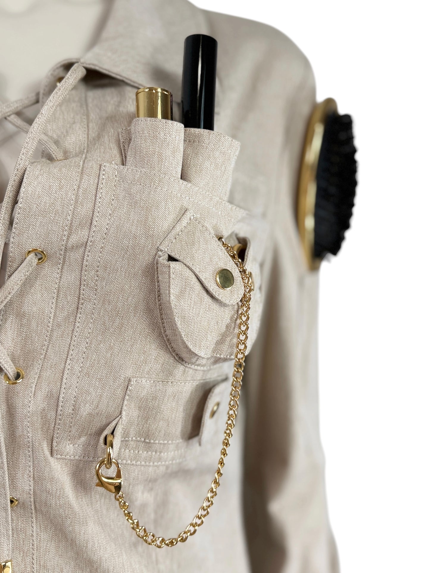 Moschino Couture Fall 2021 Look 30 Safari makeup jacket