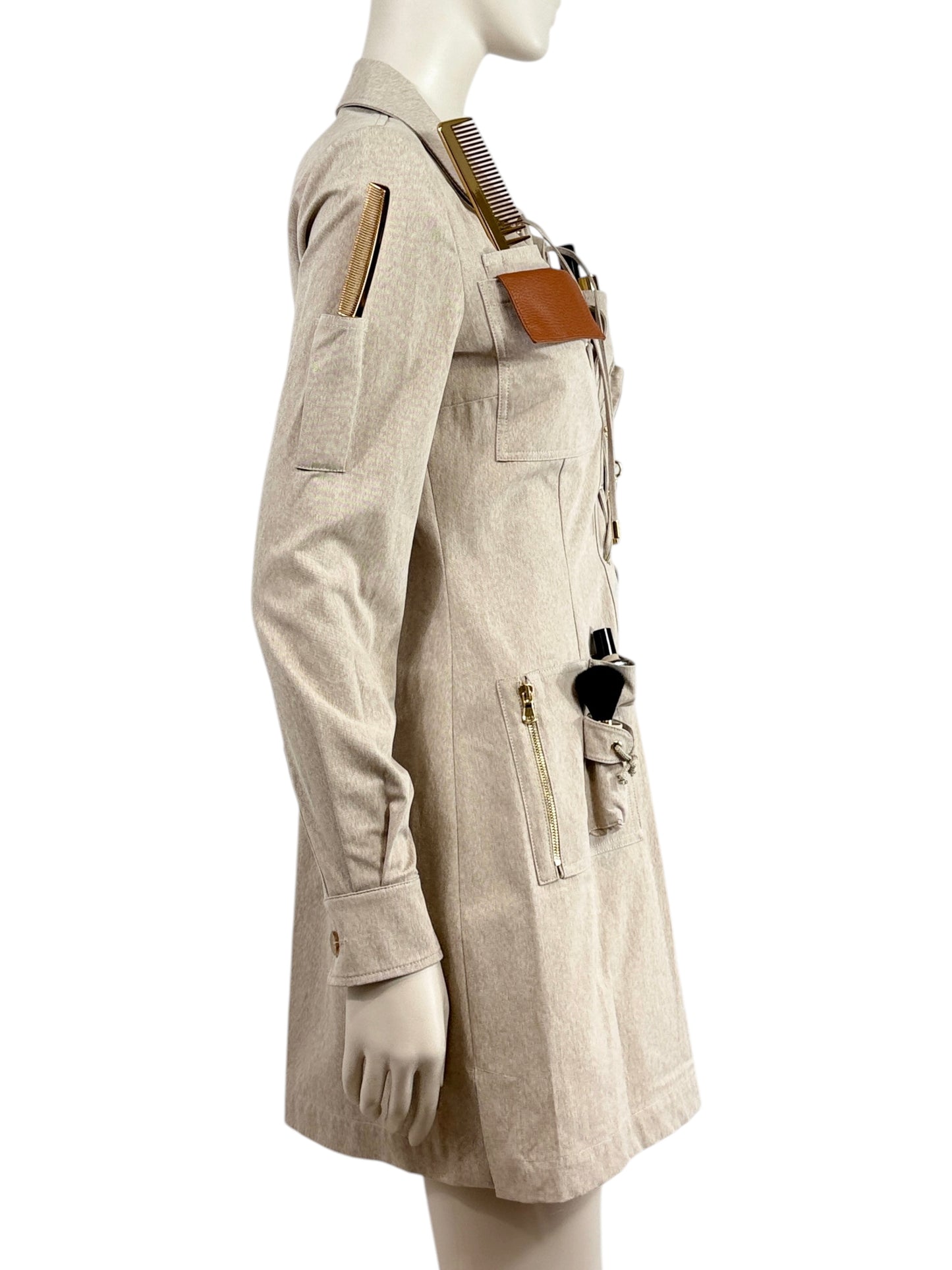 Moschino Couture Fall 2021 Look 30 Safari makeup jacket