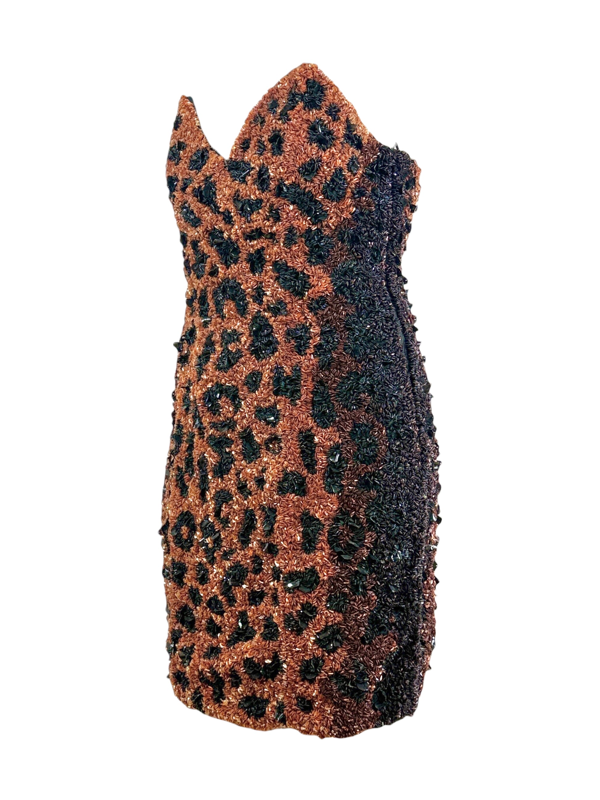 
Moschino Couture Jeremy Scott Fall 2021 Look 35 Sequined leopard dress
