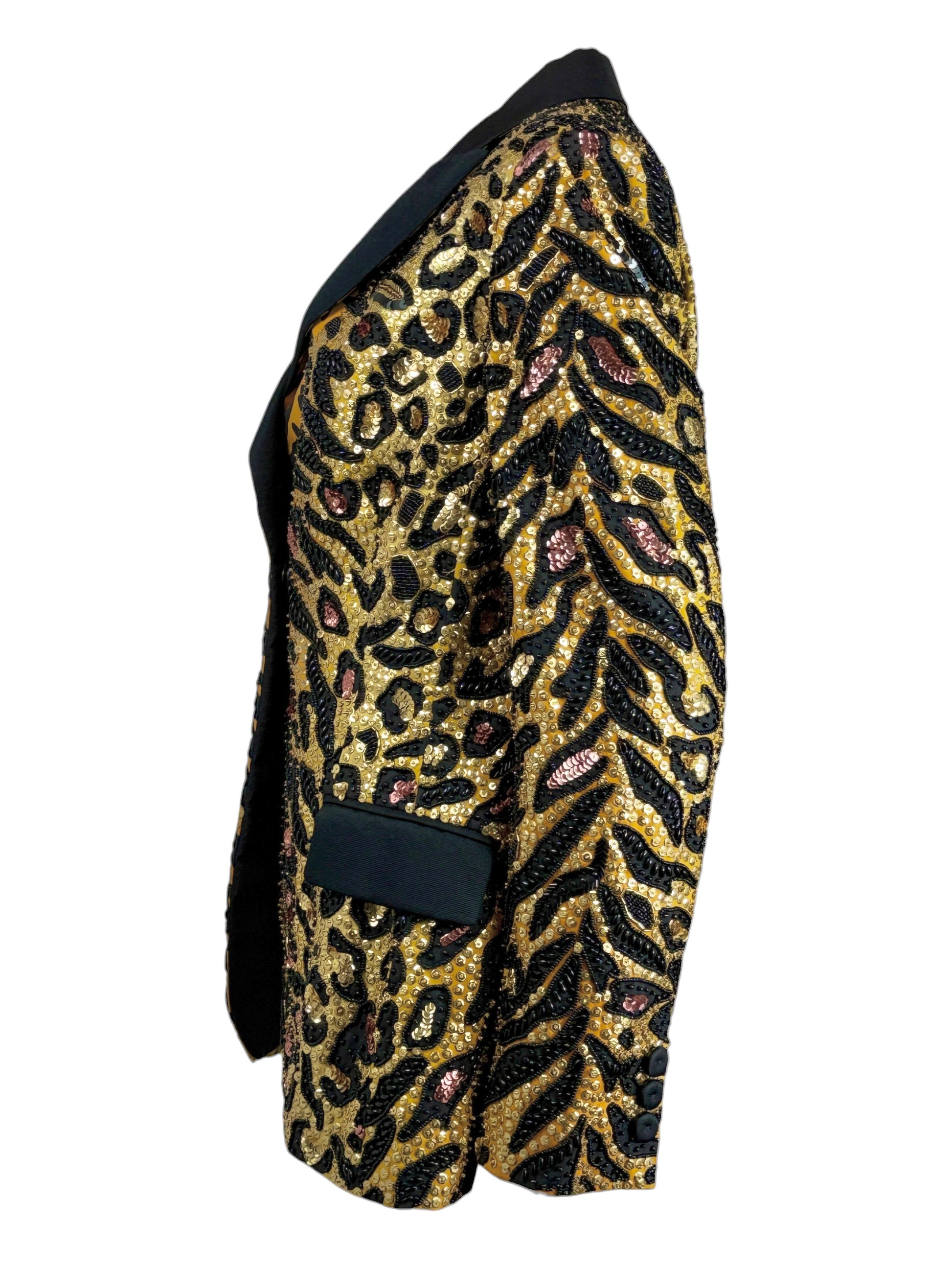 Moschino Couture Jeremy Scott Resort 2019 Look 58 Smoking tiger leopard jacket
