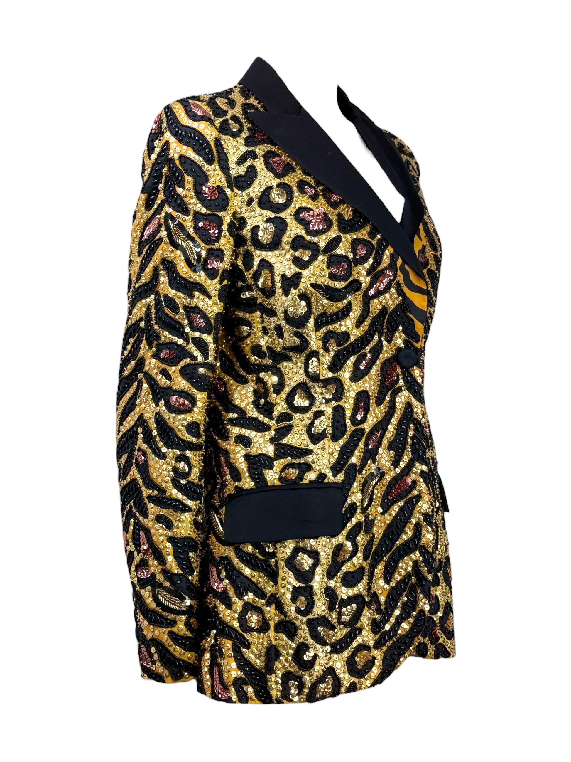 Moschino Couture Jeremy Scott Resort 2019 Look 58 Smoking tiger leopard jacket