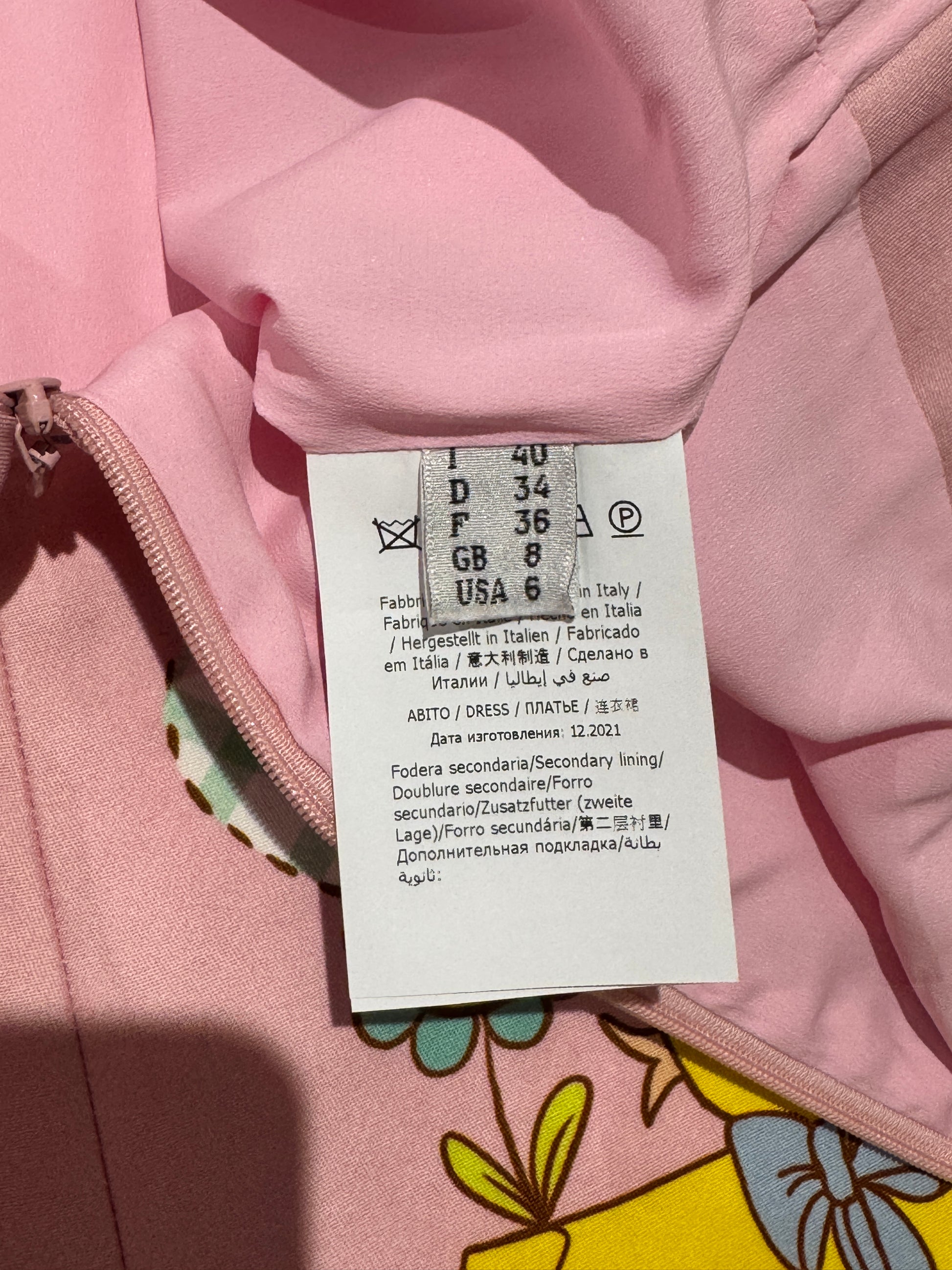 Moschino Couture Jeremy Scott Spring 2022 Pink crepe dress
