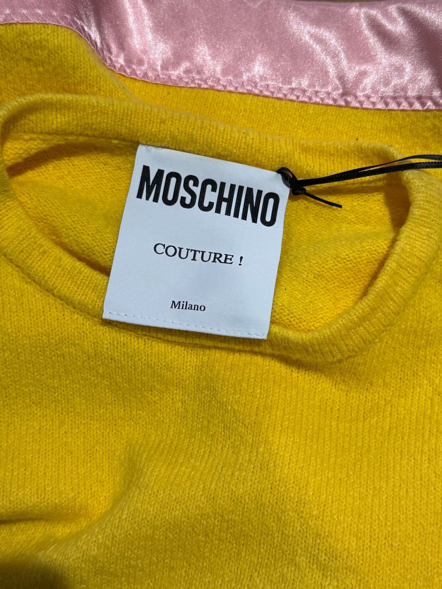 Moschino Couture Jeremy Scott Spring 2022 Yellow pink ensemble