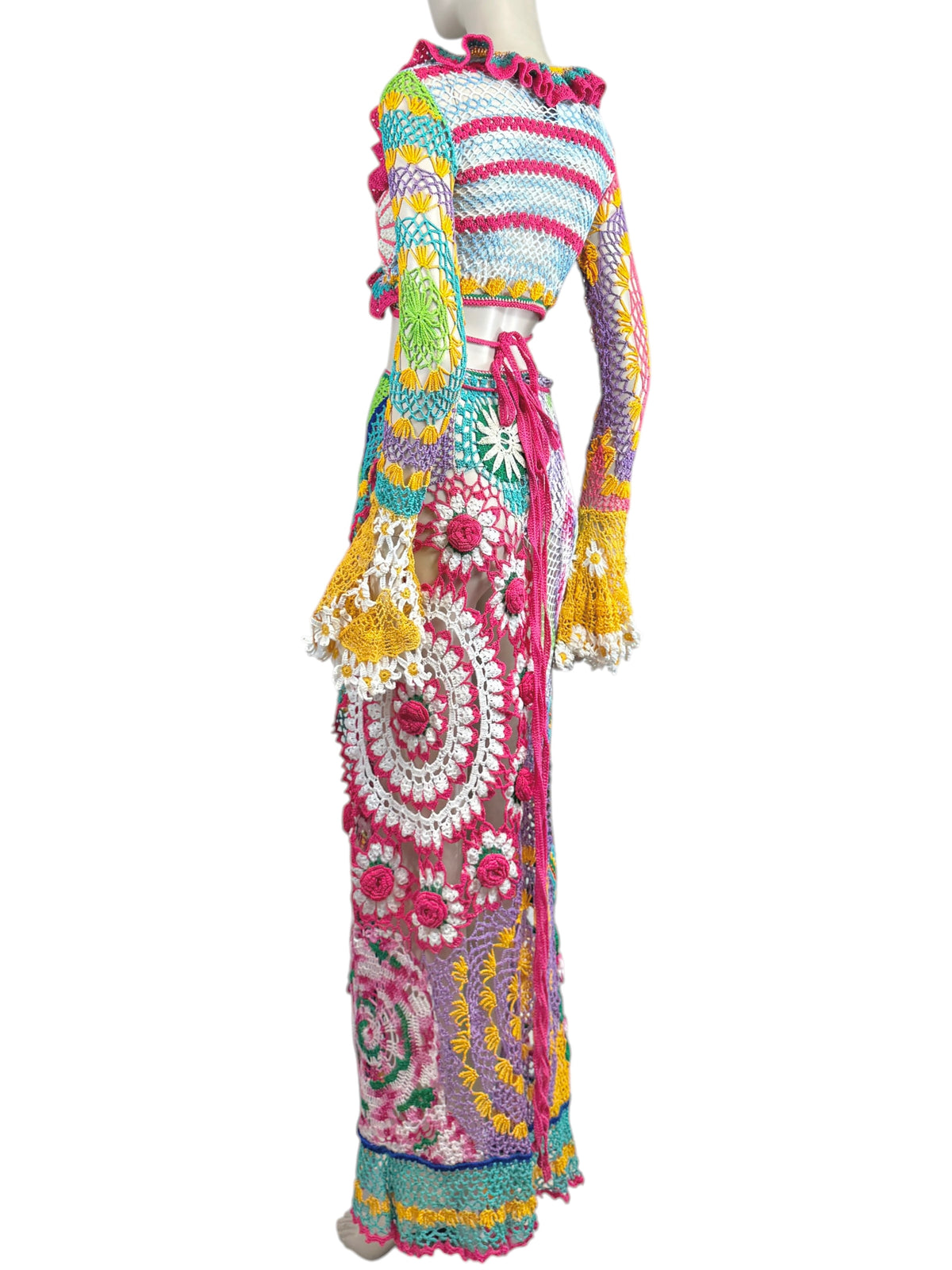 Moschino Couture X Jeremy Scott Resort 2023 Look 38 Multicolored crochet set