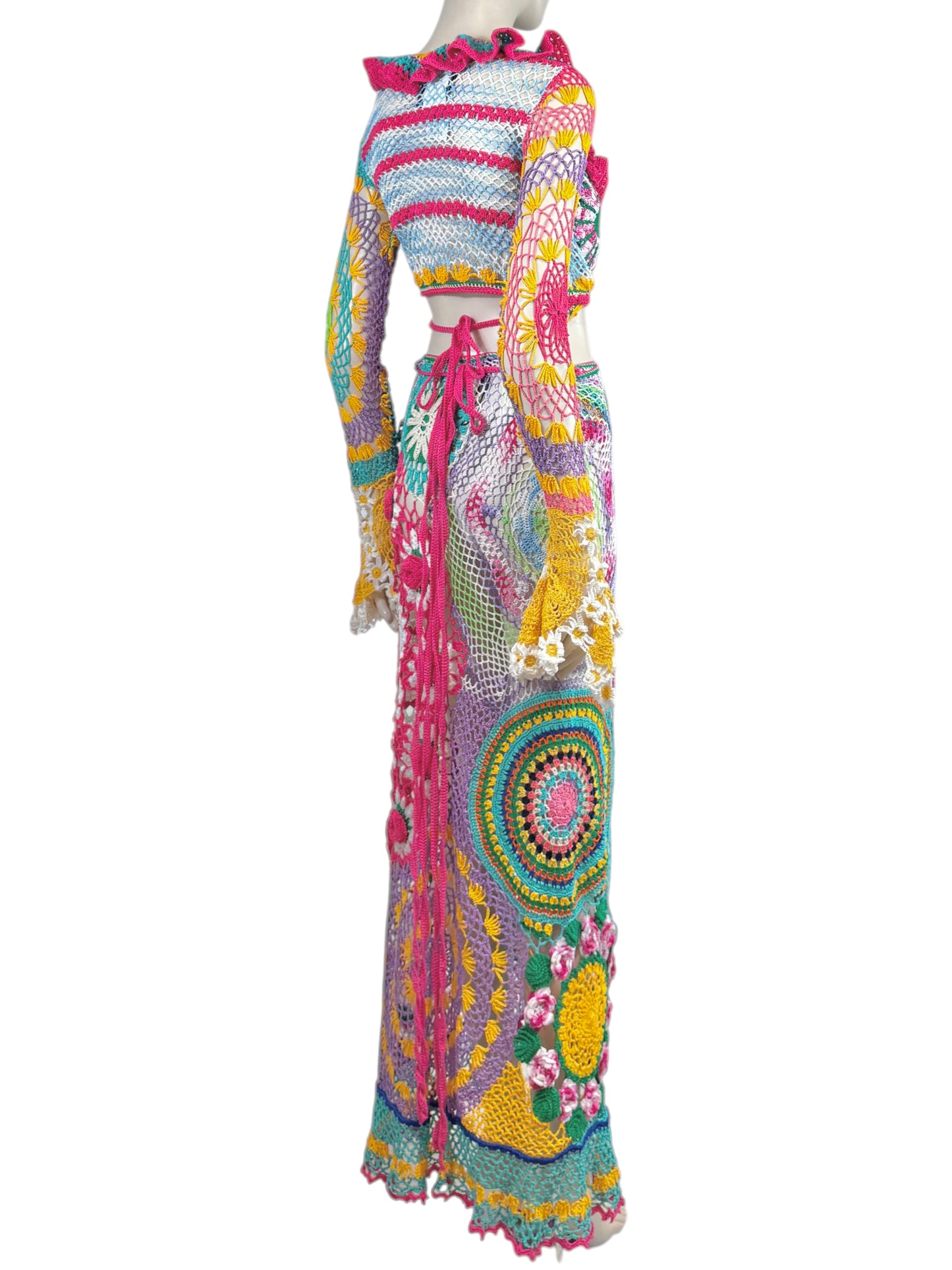 Moschino Couture X Jeremy Scott Resort 2023 Look 38 Multicolored crochet set