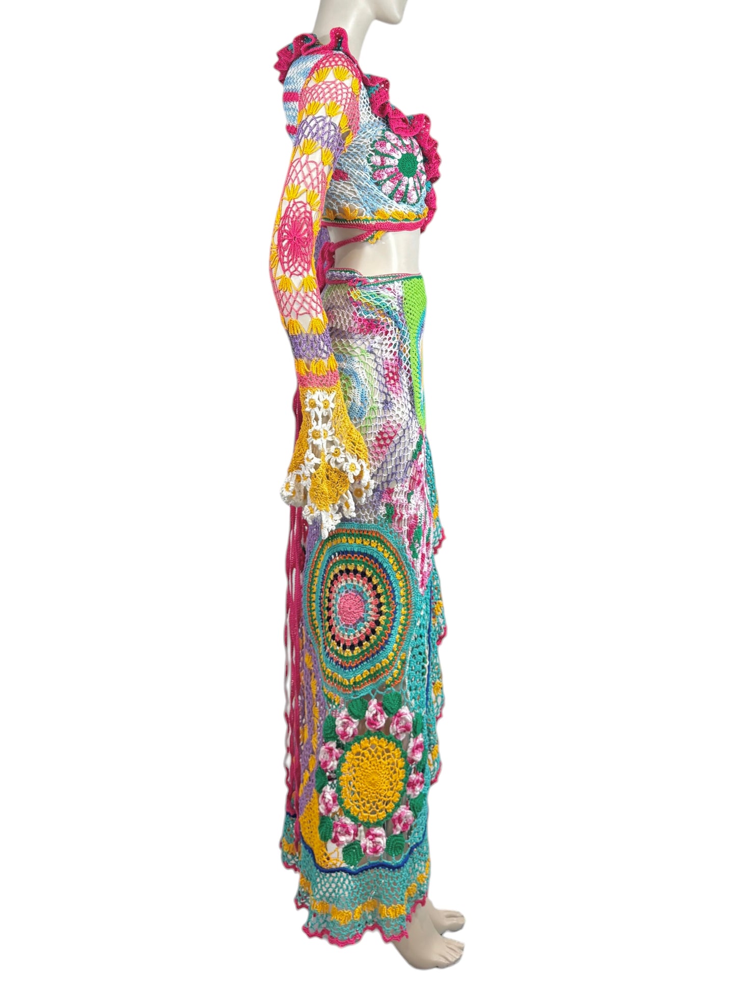 Moschino Couture X Jeremy Scott Resort 2023 Look 38 Multicolored crochet set