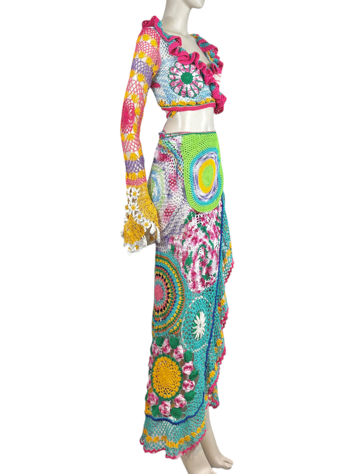 Moschino Couture X Jeremy Scott Resort 2023 Look 38 Multicolored crochet set