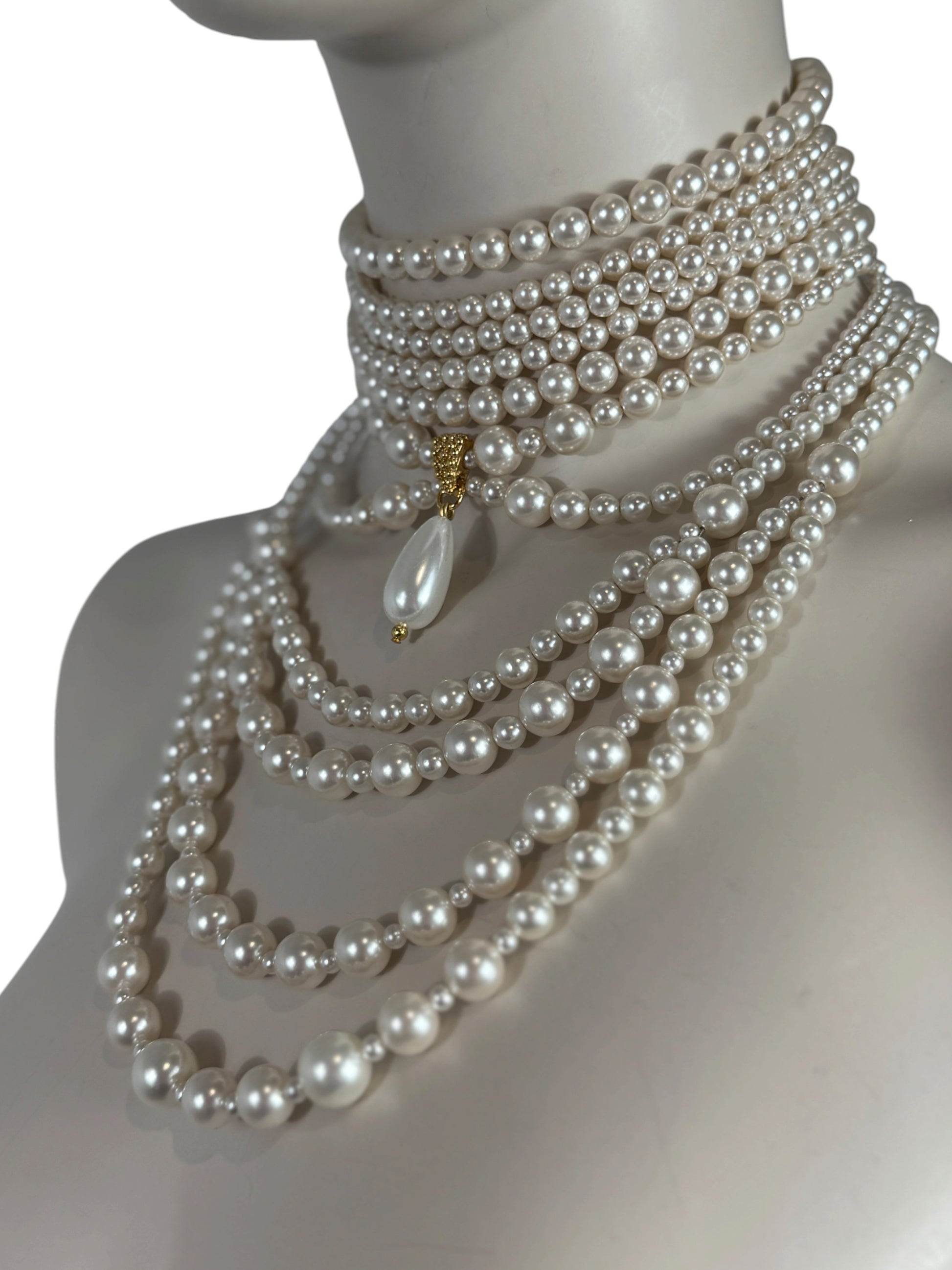 Moschino Jeremy Scott Fall 2020 40th Anniversary Faux pearl multistrand necklace