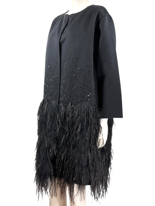 Oscar_de_la_Renta_Spring_2015_Black_feathers_coat