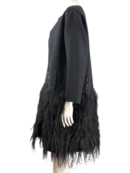 Oscar_de_la_Renta_Spring_2015_Black_feathers_coat