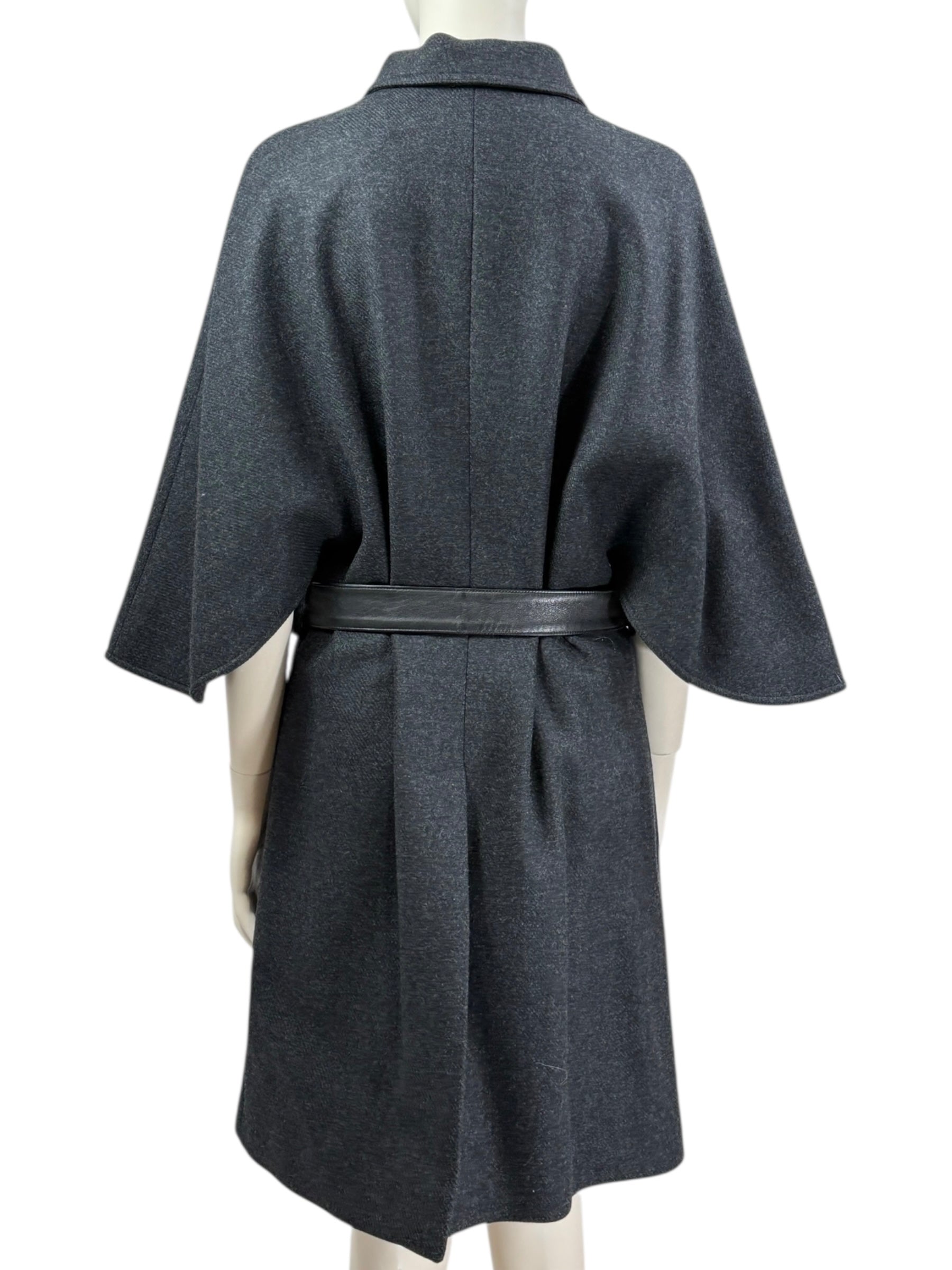 Saint Laurent X Hedi Slimane Automne/Hiver 2015-2016 grey wool coat