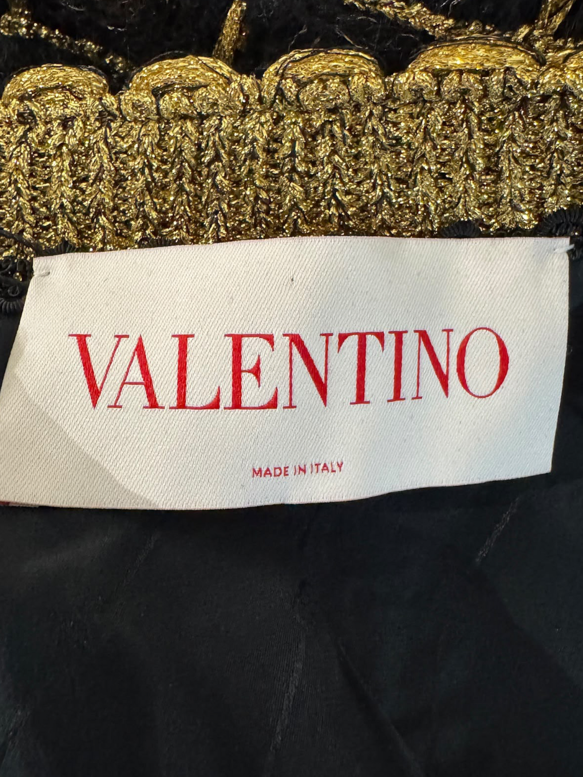 Valentino Alessandro Michele Resort 2025 Look 85 Black gold jacket