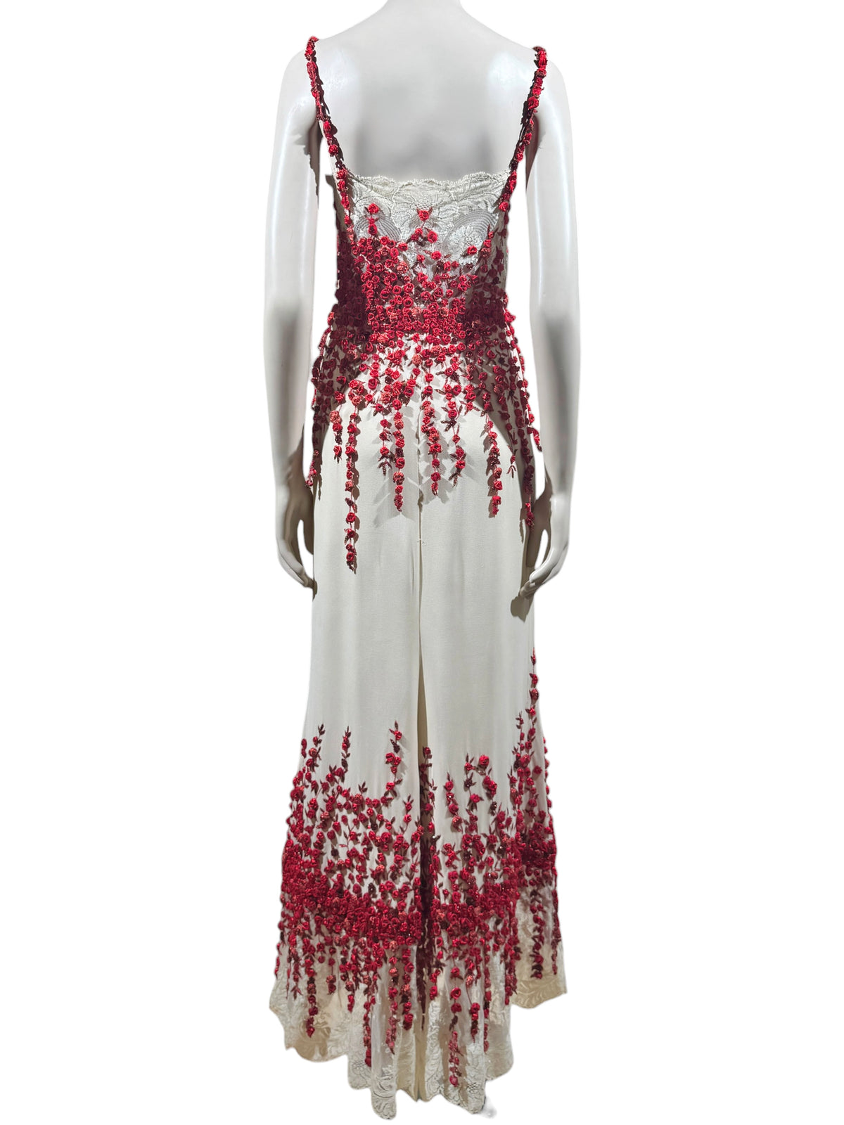 Valentino Boutique Spring 2000 Look 85 Maxi red roses lace dress