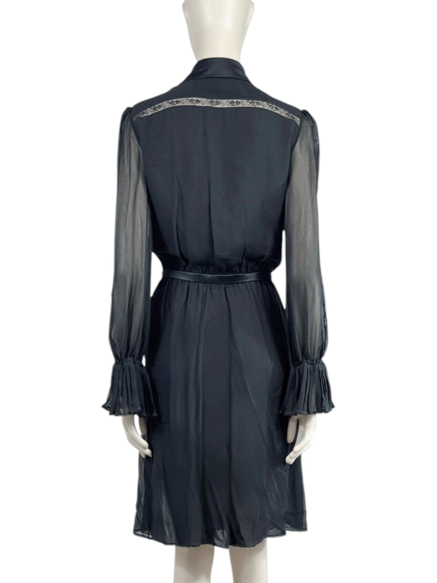 Valentino Fall 2005 Look 9 Black crepe silk shirt dress
