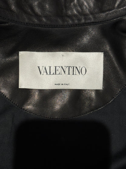Valentino Maria Grazia Chiuri Pierpaolo Piccioli Prefall 2016 Look 2 black lambskin blouson