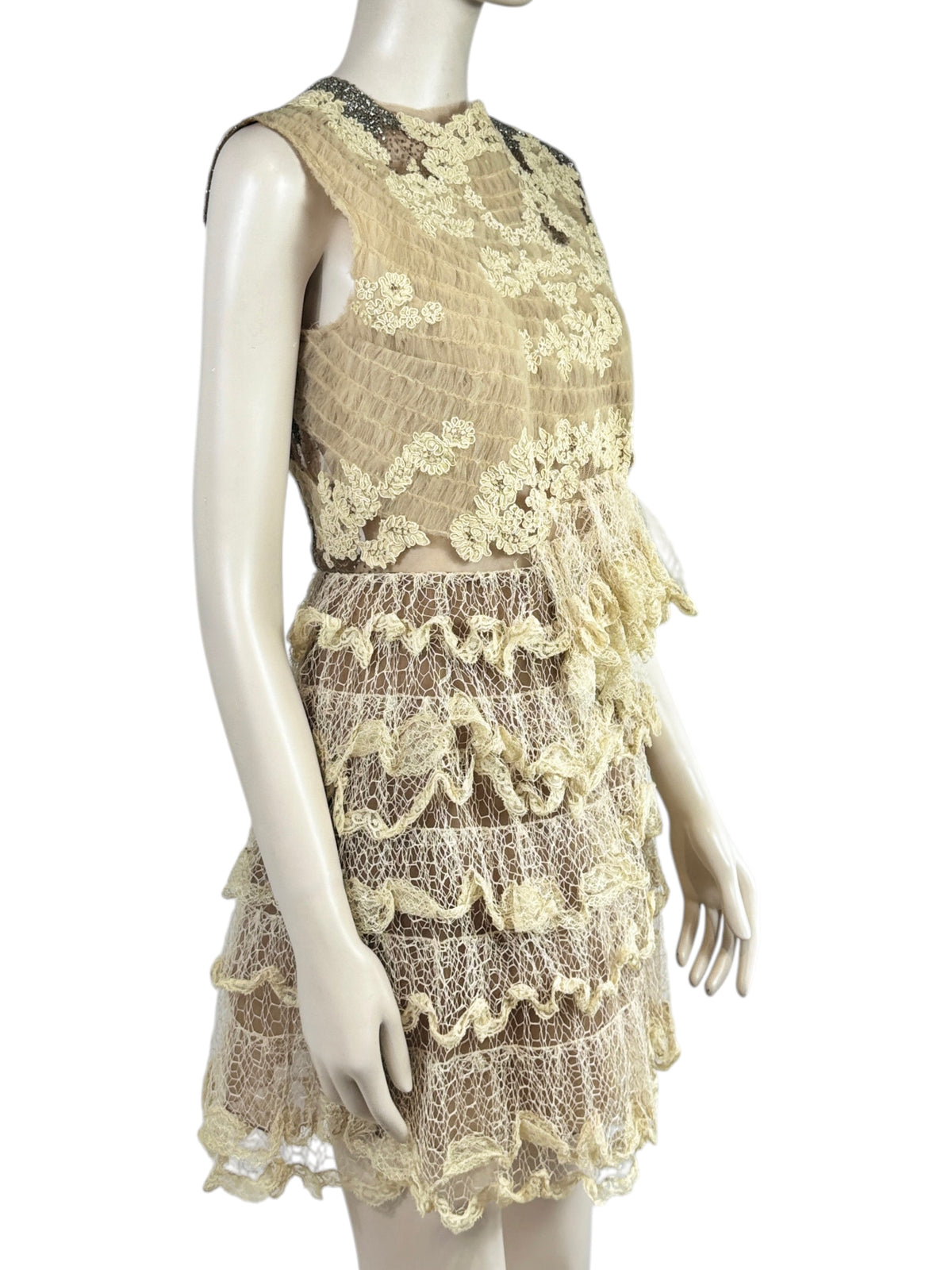 Valentino Maria Grazia Chiuri Pierpaolo Piccioli Spring 2010 Look 30 Lace dress