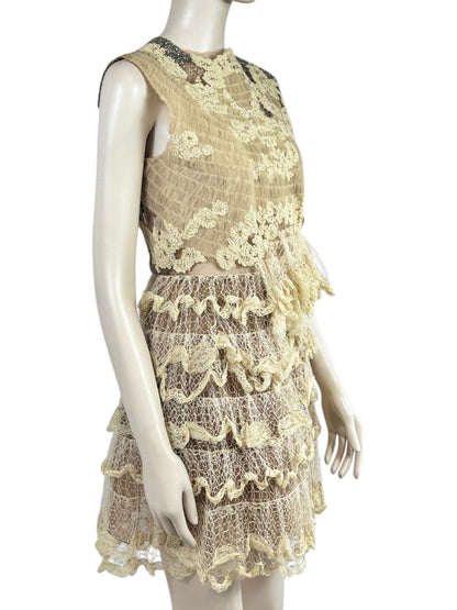 Valentino Maria Grazia Chiuri Pierpaolo Piccioli Spring 2010 Look 30 Lace dress