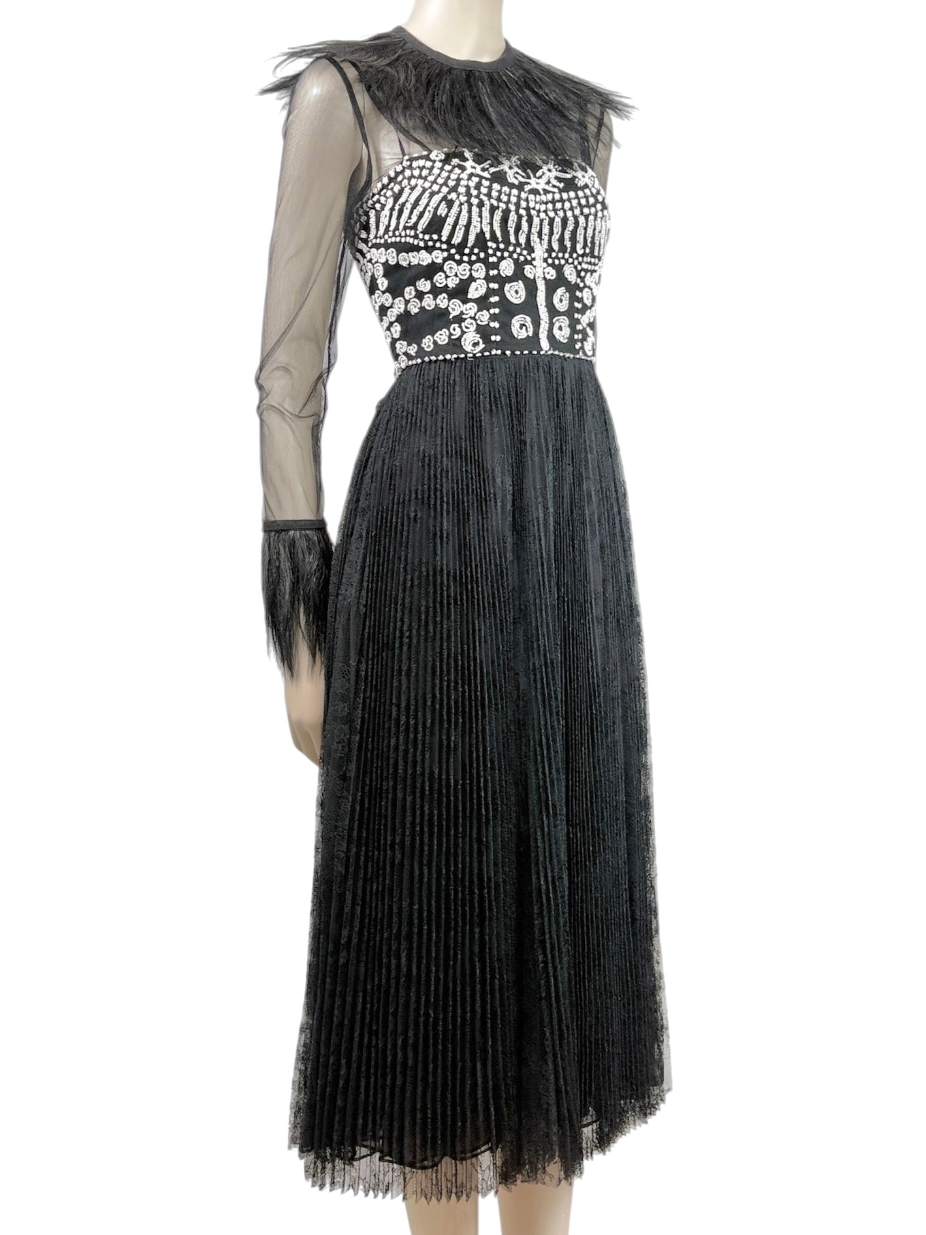 Valentino Maria Grazia Chiuri Pierpaolo Piccioli Spring 2016 Look 79 black lace tulle feathers dress