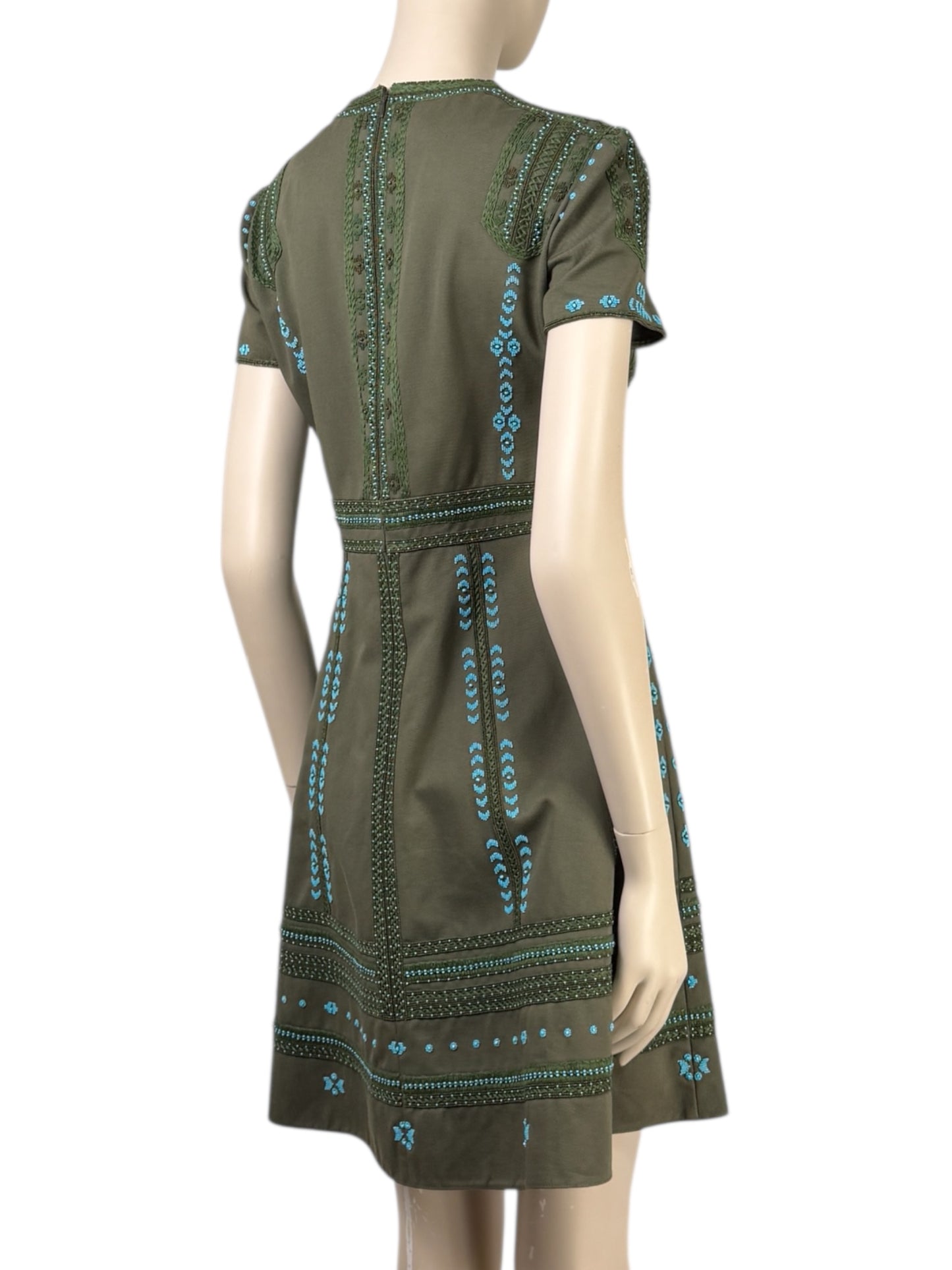 Valentino  Pierpaolo Piccioli - Resort 2018  Kaki cotton dress embroidered with turquoise beads 5