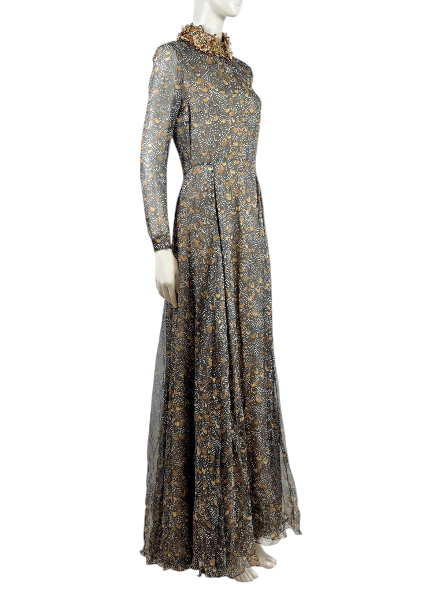Valentino Pierpaolo Piccioli Fall 2011 Look 39 Maxi feathers dress crepe silk
