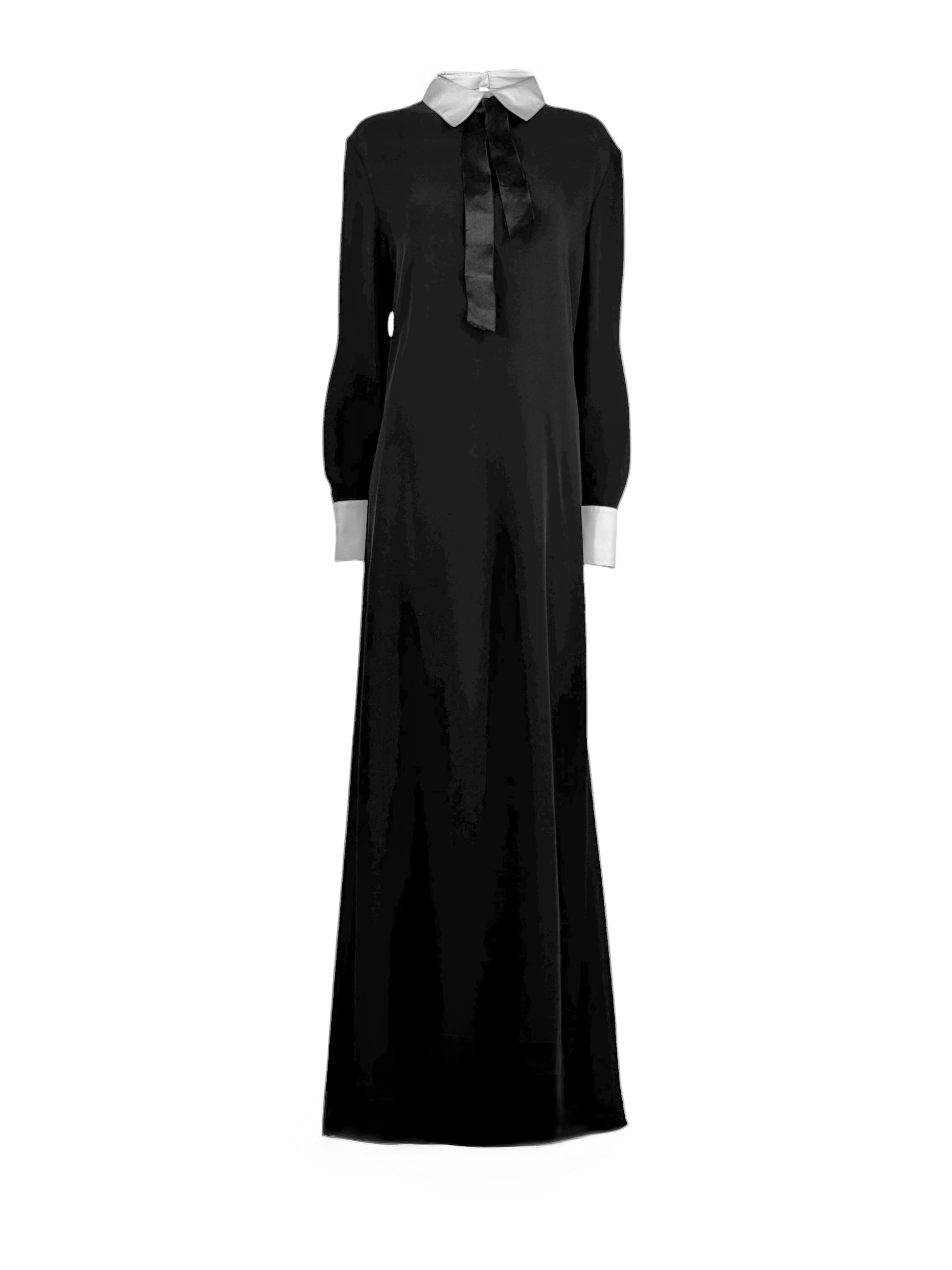 Valentino Pierpaolo Piccioli Fall 2023 Look 72 Maxi train black tie dress