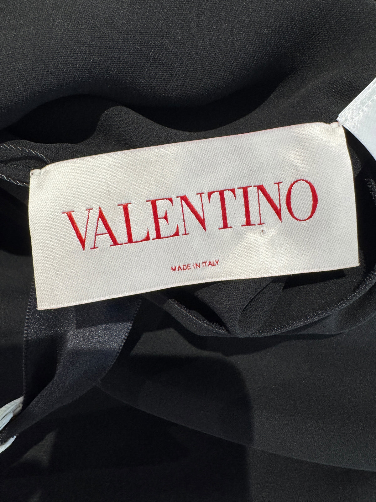 Valentino Pierpaolo Piccioli Fall 2023 Look 72 Maxi train black tie dress