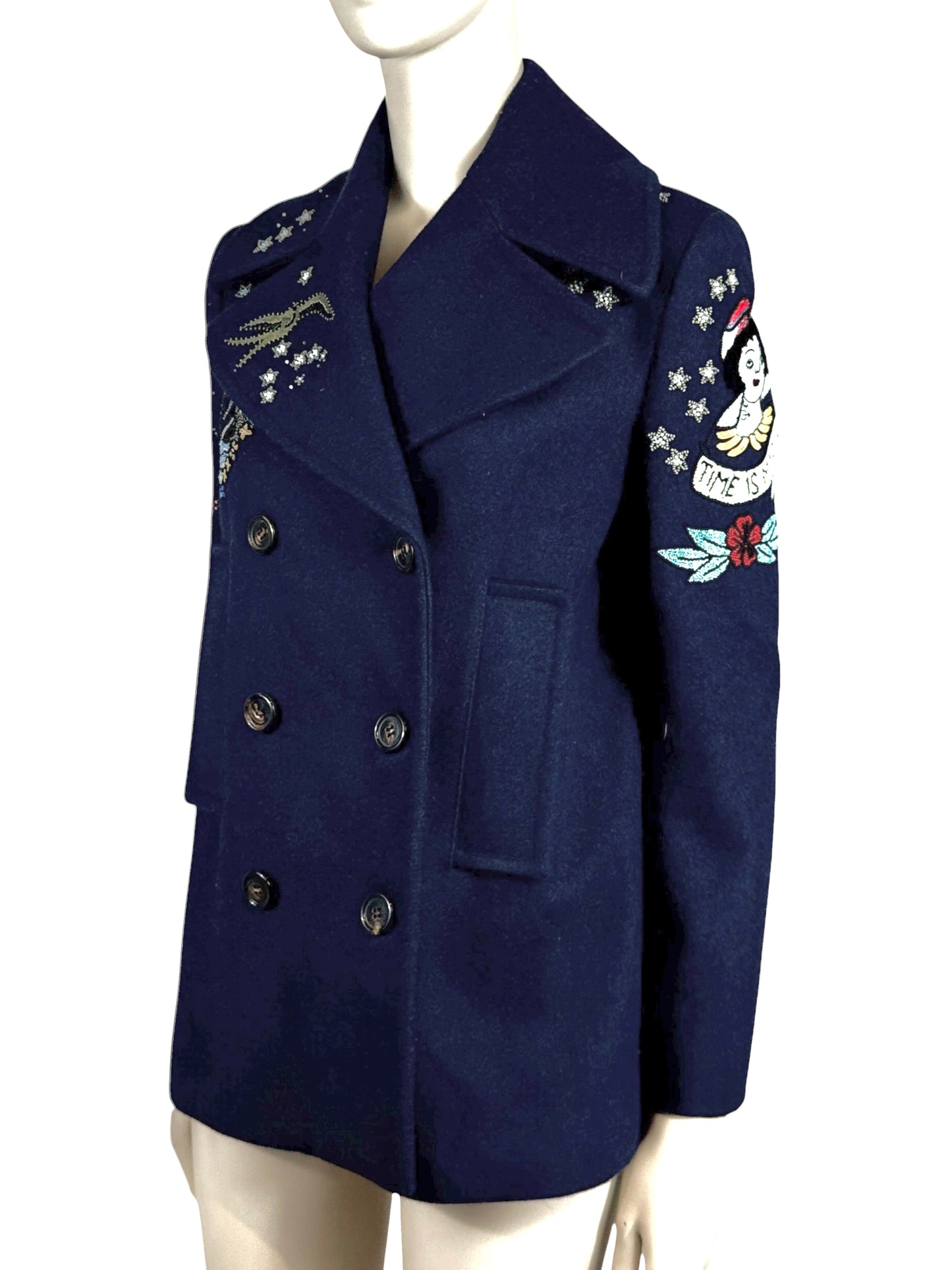 Valentino Pierpaolo Piccioli Prefall 2016 Navy embroidered peacoat