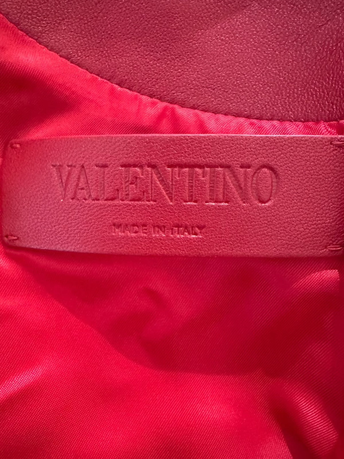 Valentino Pierpaolo Piccioli Prefall 2024 Look 21 Red floral lambskin dress