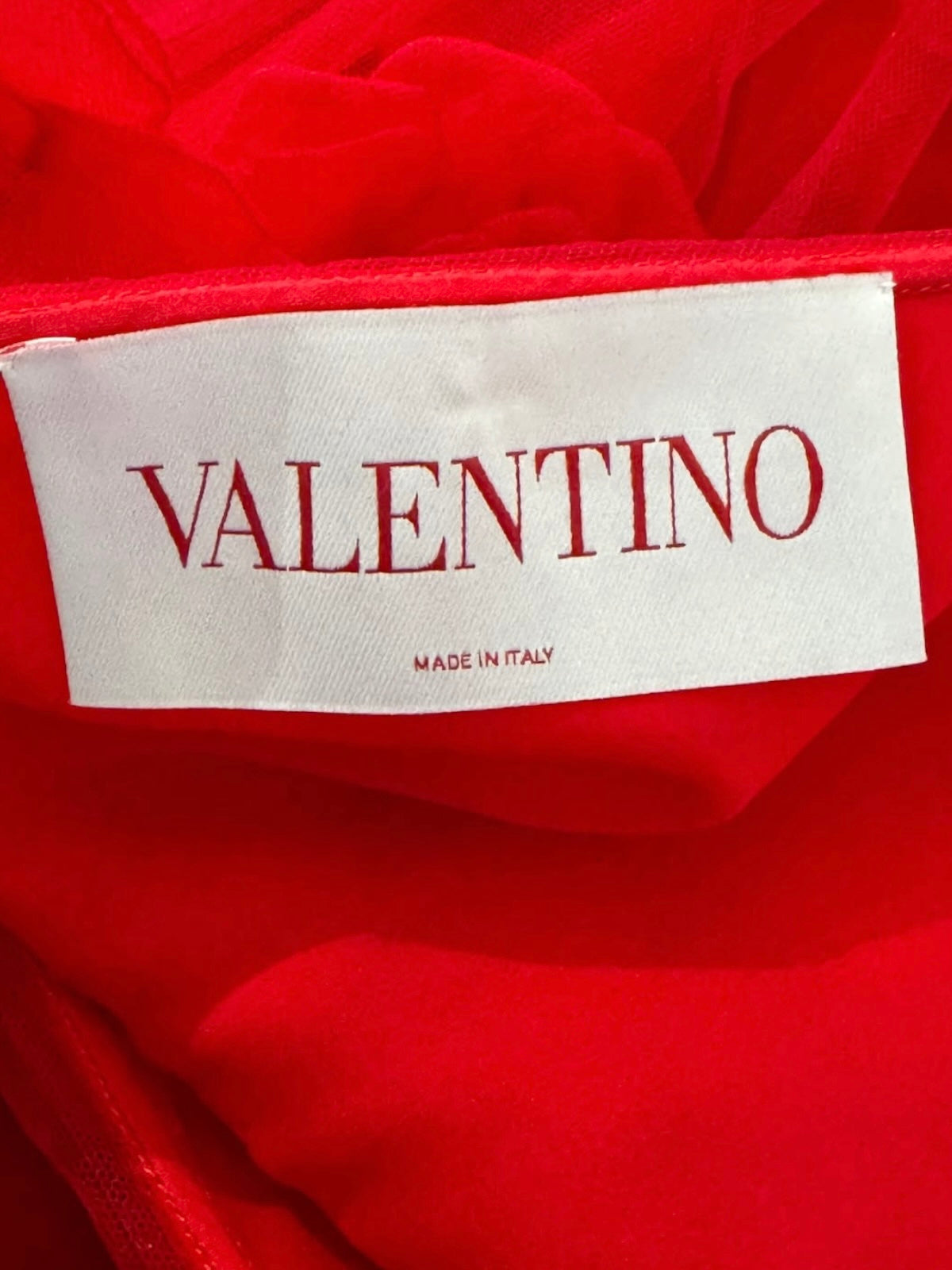Valentino Pierpaolo Piccioli Prefall 2024 Maxi red floral dress