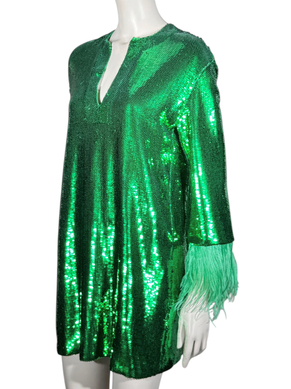 Valentino Pierpaolo Piccioli Resort 2022 Look 12 Mini green sequined dress feathers