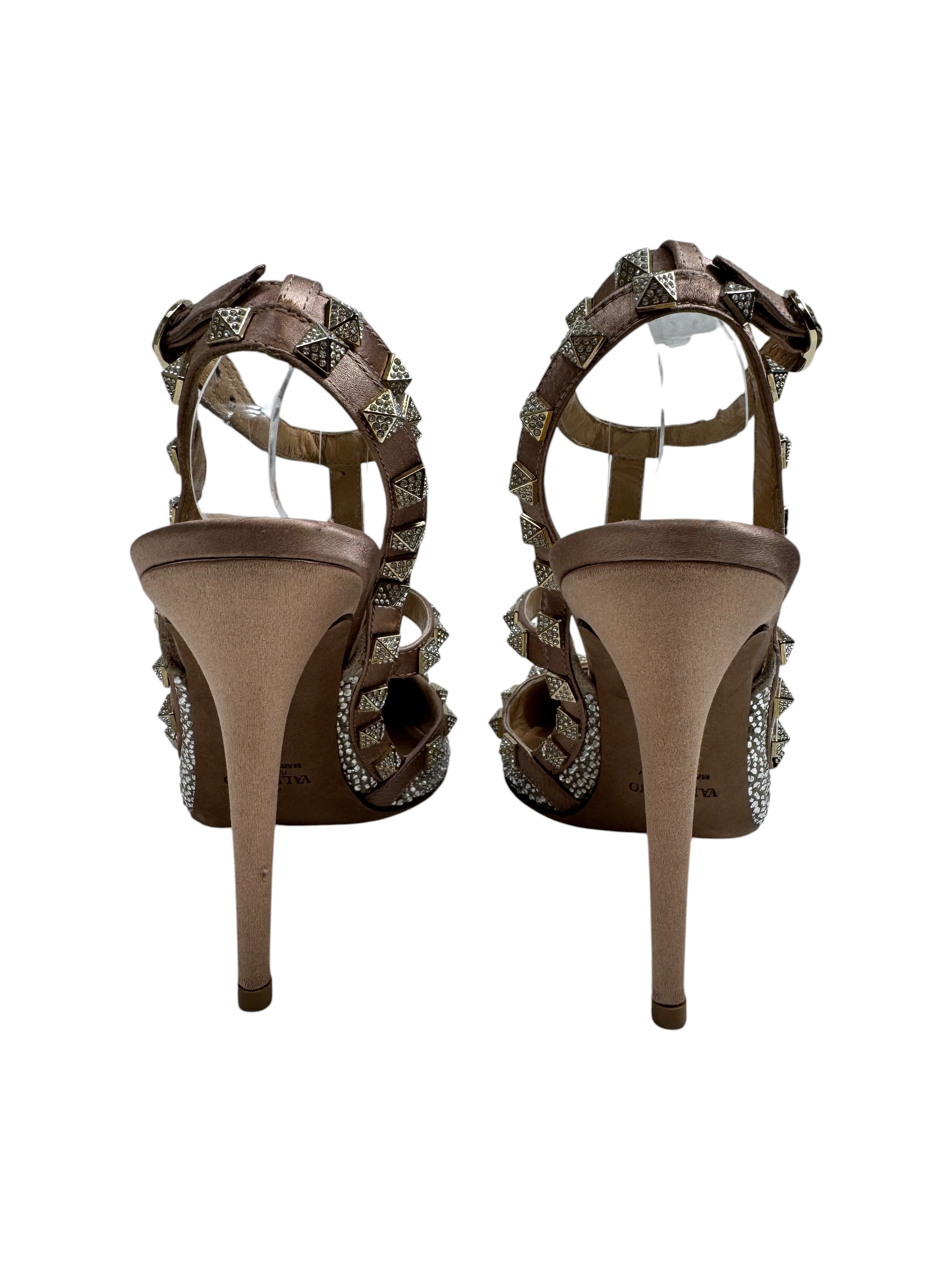 Valentino Rockstud Bal crystal pumps