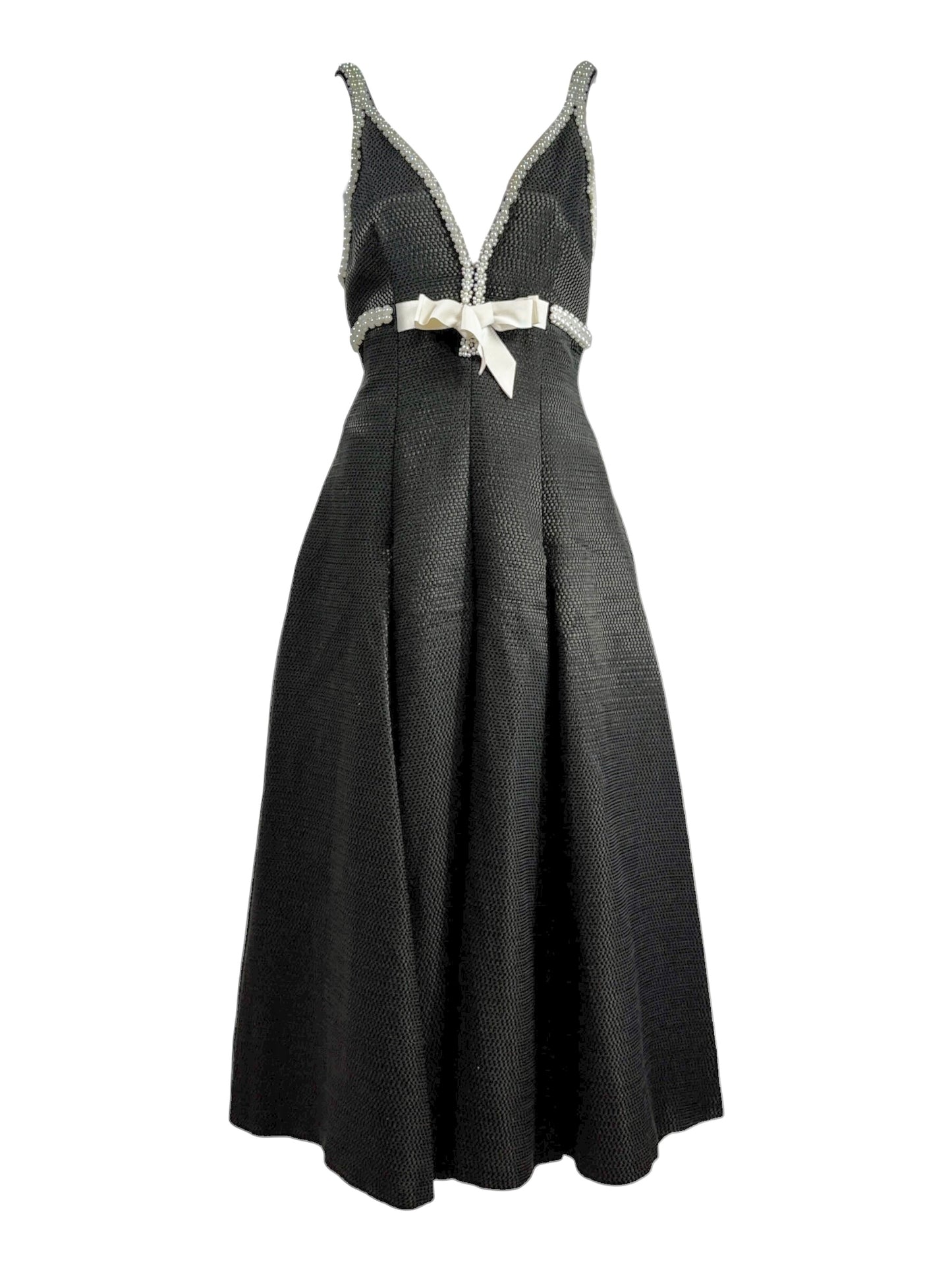 Zuhair Murad Spring 2024 black dress white pearls