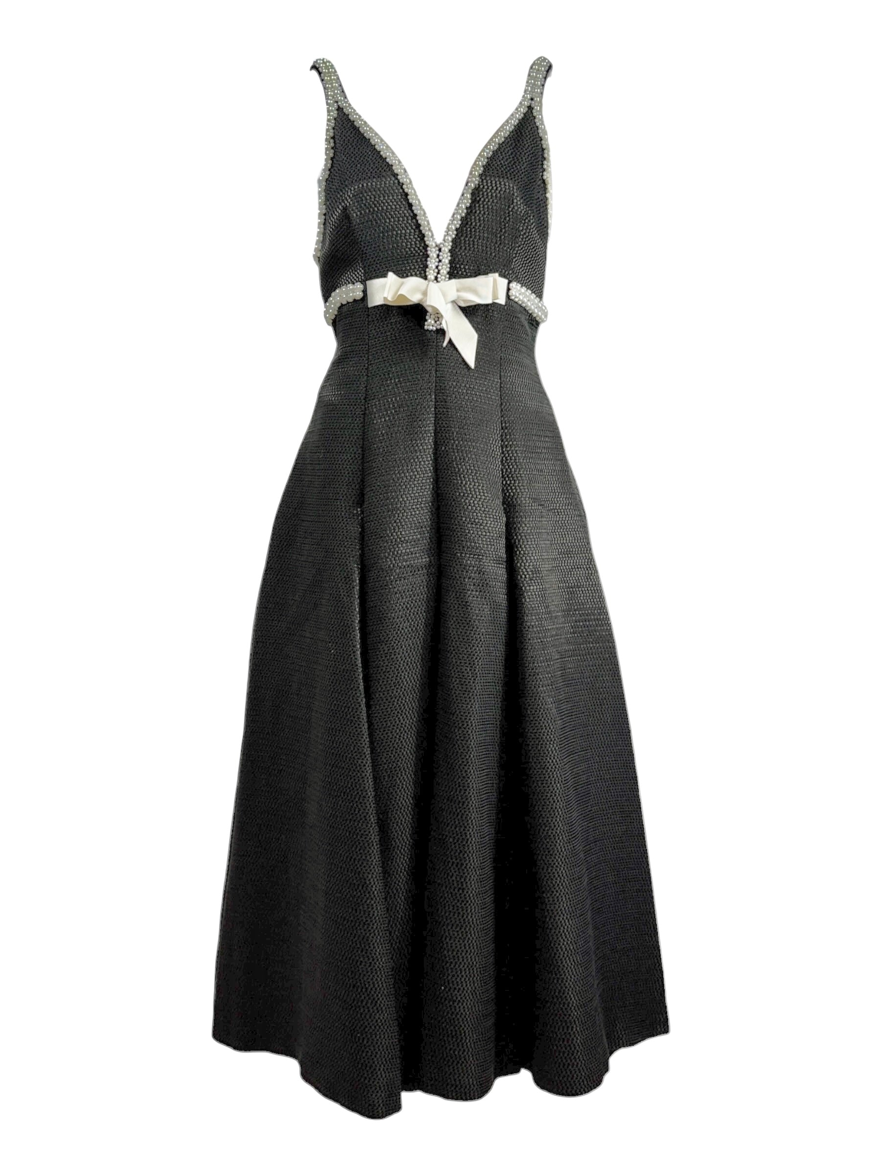 Zuhair Murad Spring 2024 black dress white pearls