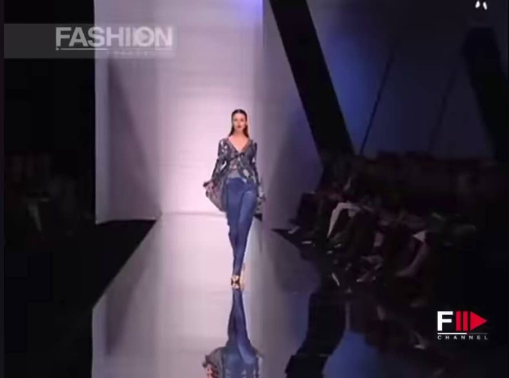 Valentino Spring 2006 Look 35 crepe silk printed floral top