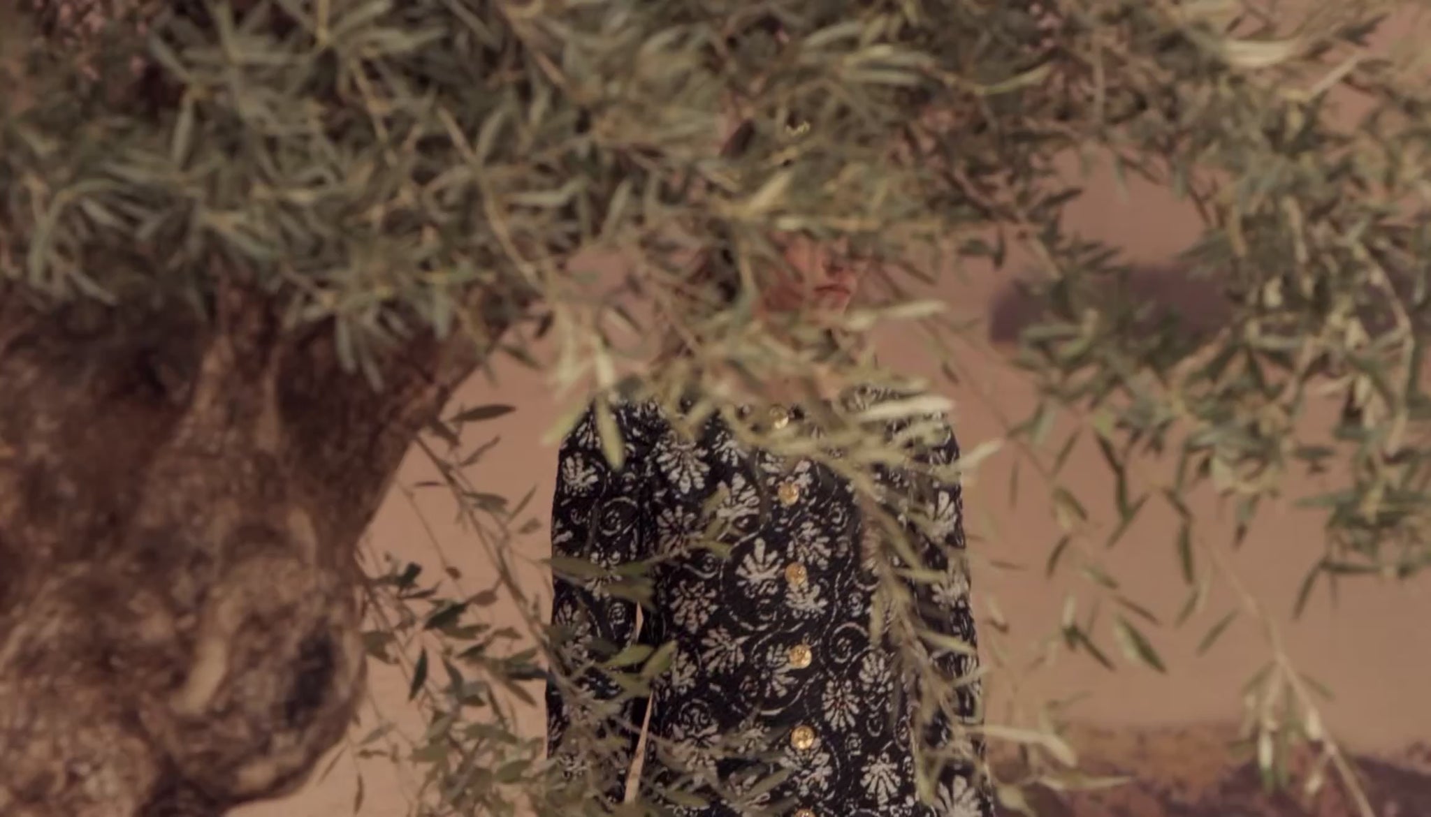 Chanel Karl Lagerfeld Resort 2018 Look 29 Tweed dress