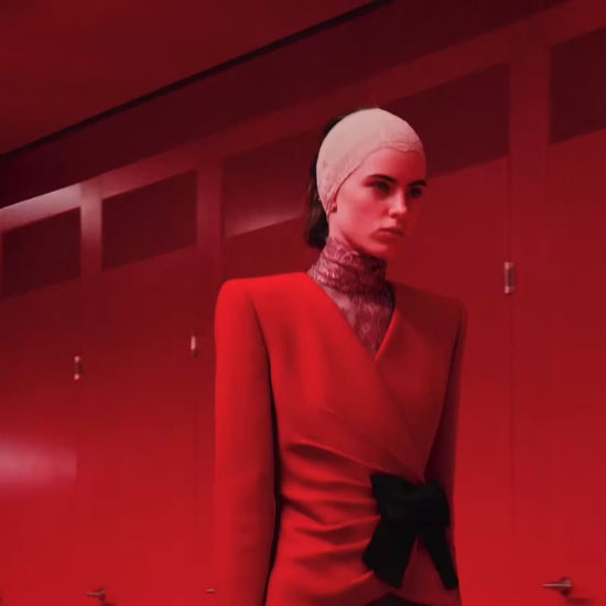 Valentino Alessandro Michele Fall 2025 Look 76 Red jack black velvet bow